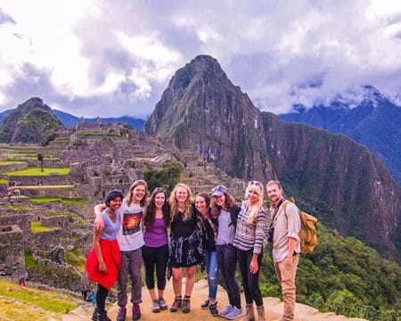 Student tourists at MachuPicchu | Ile Tours